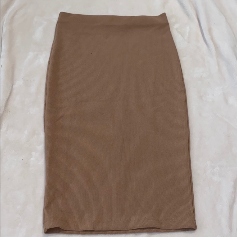 Tan Pencil skirt